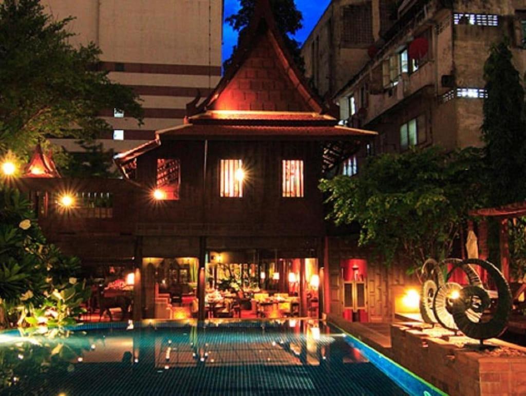 The Rose Bangkok Exterior photo