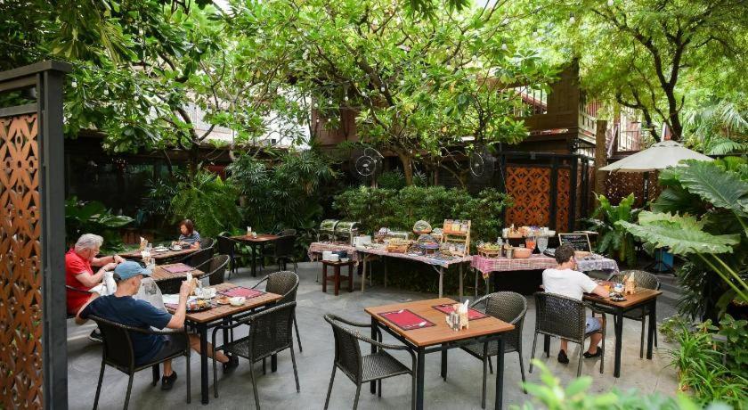 The Rose Bangkok Exterior photo